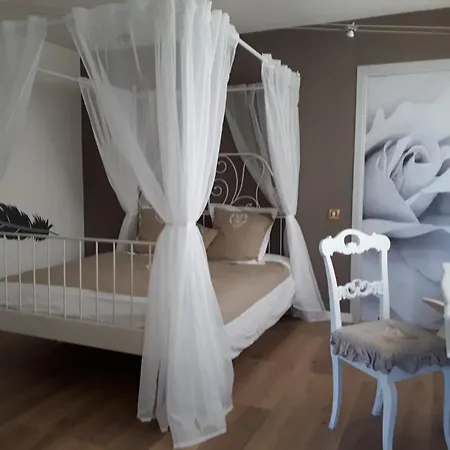 別荘 Venice La Pergola 2 スピネーア