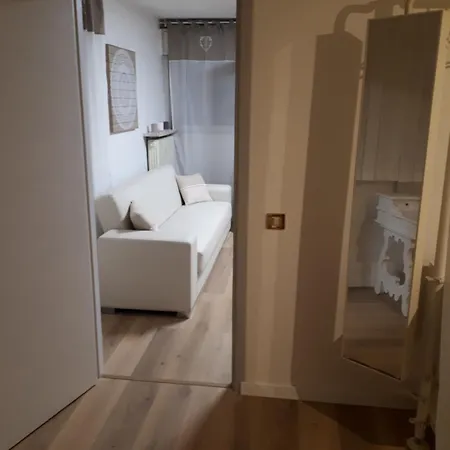 Holiday home Venice La Pergola 2 *